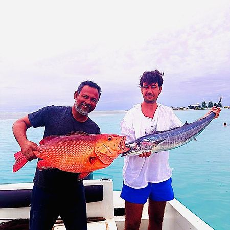 Infinity Dhiffushi Hotel Luaran gambar